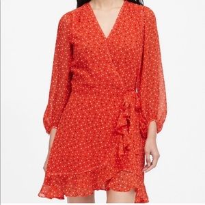 Banana Republic red heart pattern wrap dre…